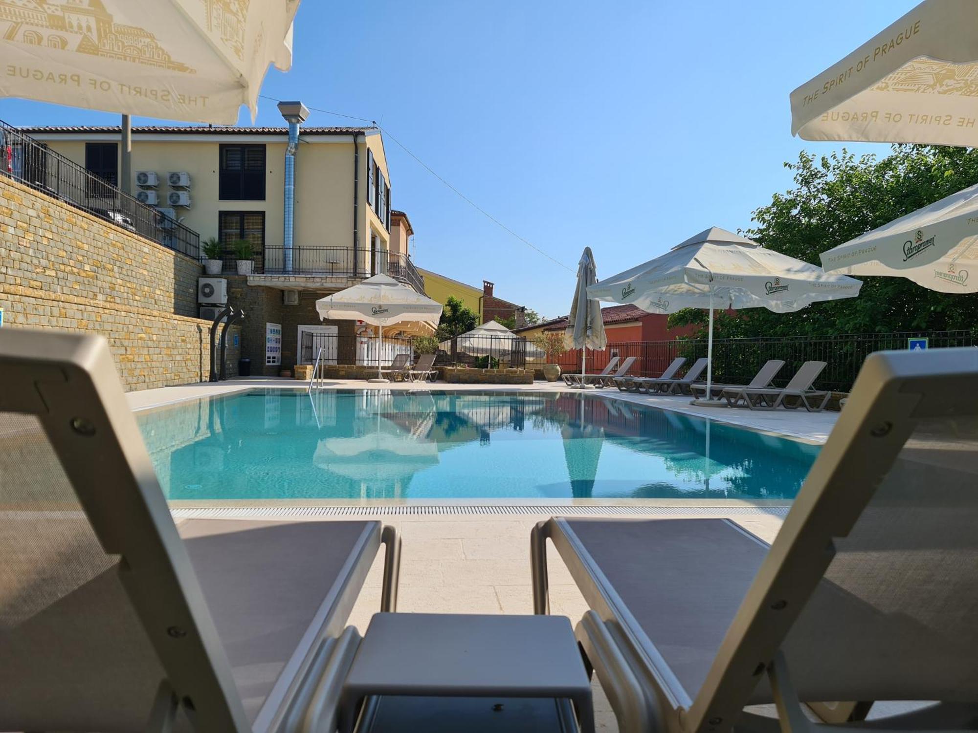 Hotel Stara Sola - Oleander Resort Korte Eksteriør bilde